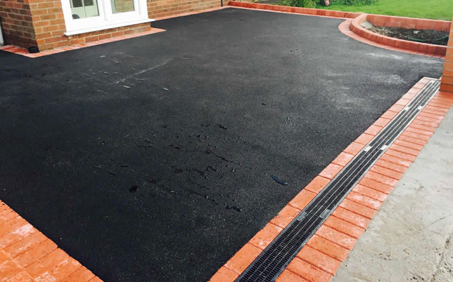 tarmac service